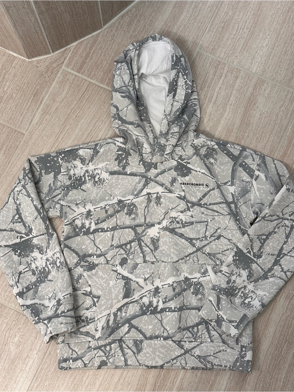 abercrombie kids Gray & White Camouflage Hoodie Like New - size 13/14
